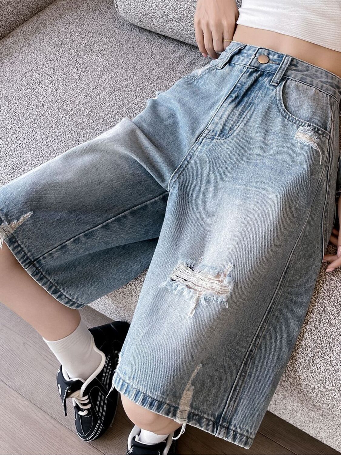 Shorts Bermuda Jeans Feminino  - Distressed Jean Rip avaliação e preço
